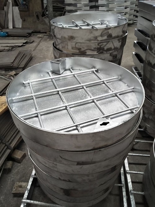 隱形井蓋鋪裝方法