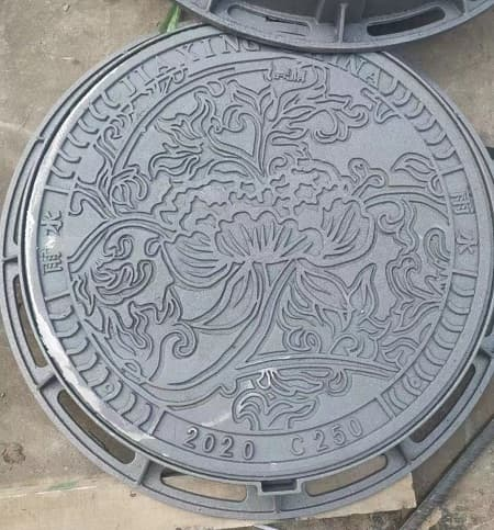 藝術(shù)井蓋圖片