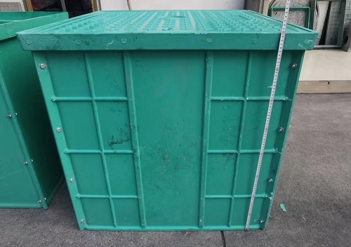 國內知名的玻璃鋼井蓋廠家,玻璃鋼井蓋廠家